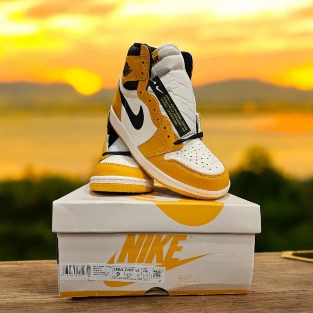 Nike Yellow and White High-Tops with Black Swoosh